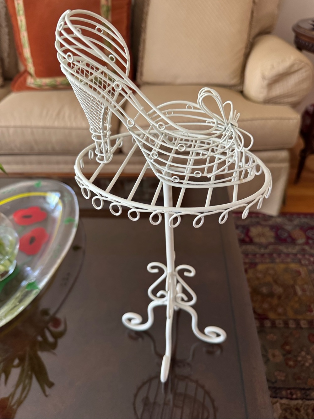 Vintage jewelry holder
